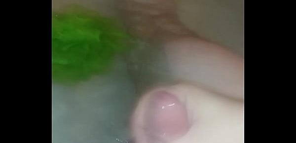  Pumpin my cock in the tub